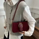 Retro Crossbody Bags! Red (B-017) - Image 2